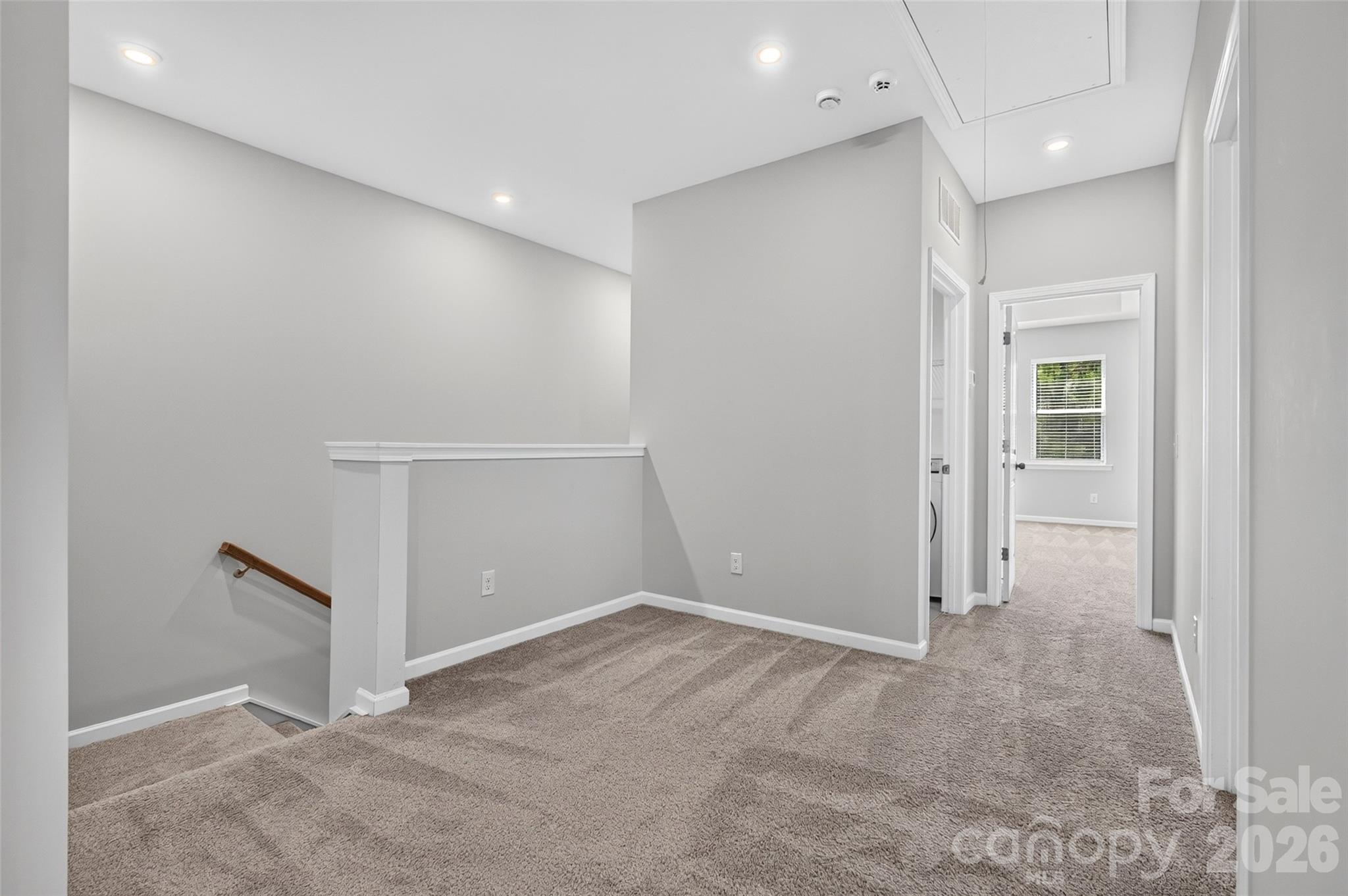 6981 Waterstone Drive Property Photo 24