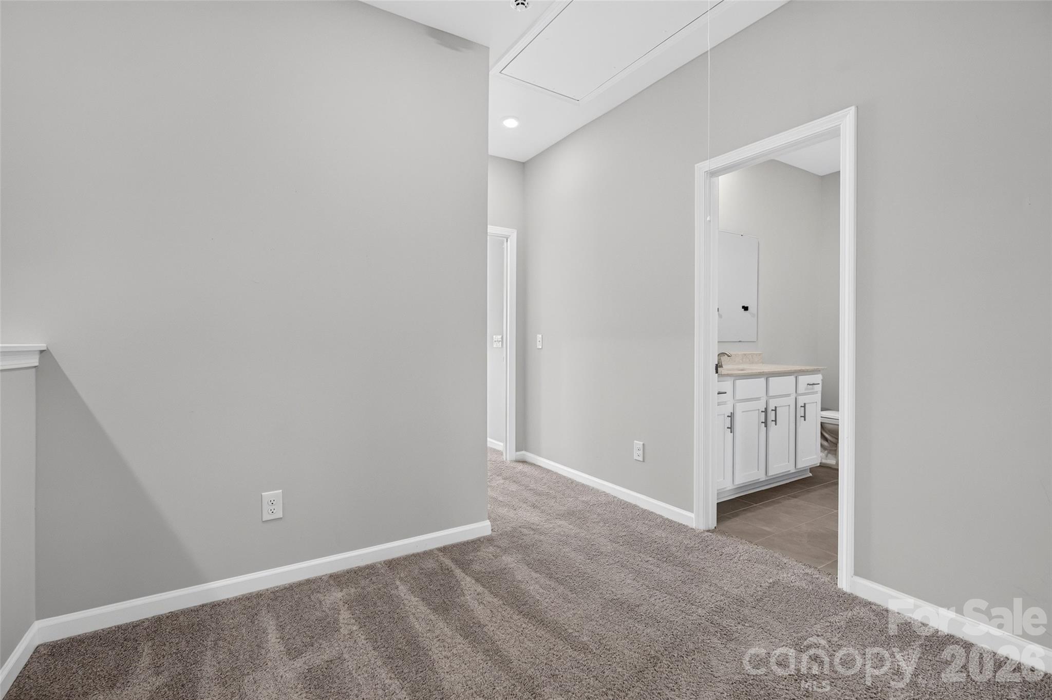 6981 Waterstone Drive Property Photo 25
