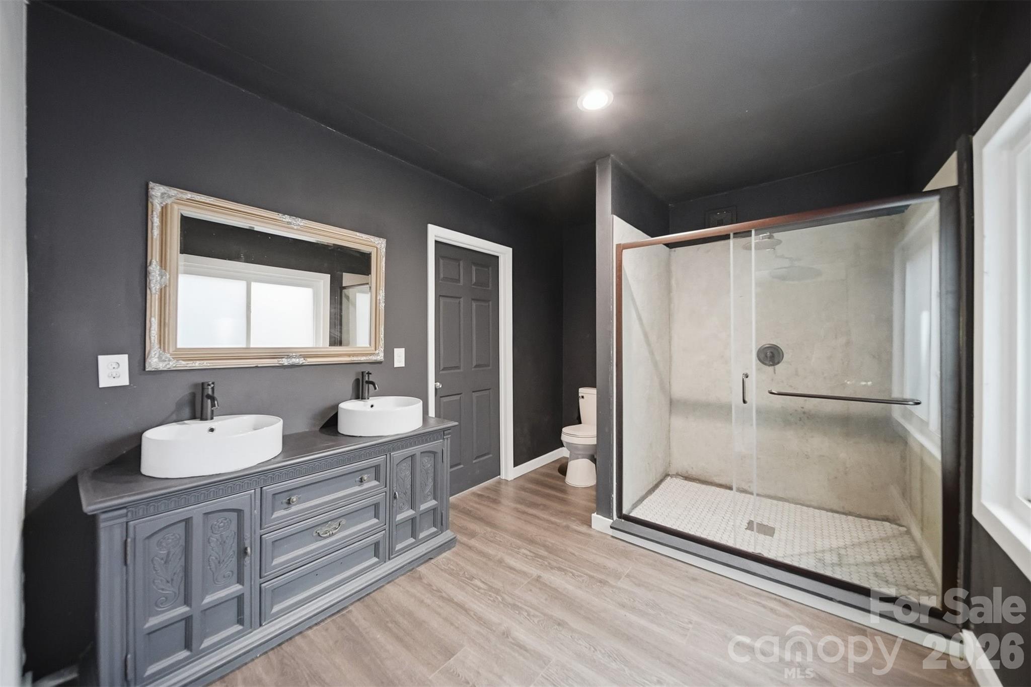1822 Blowing Rock Boulevard Property Photo 17