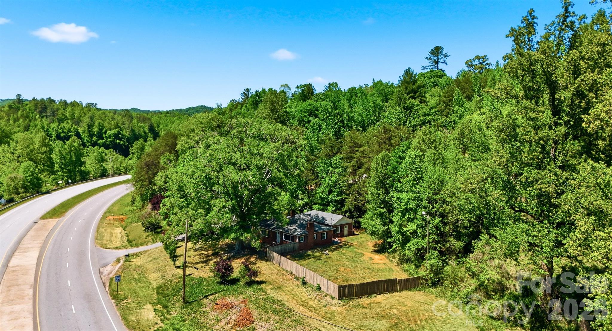 1822 Blowing Rock Boulevard Property Photo 21