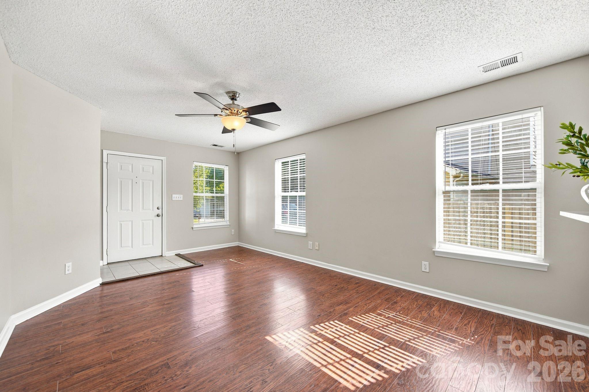 3058 Champion Lane Property Photo 4