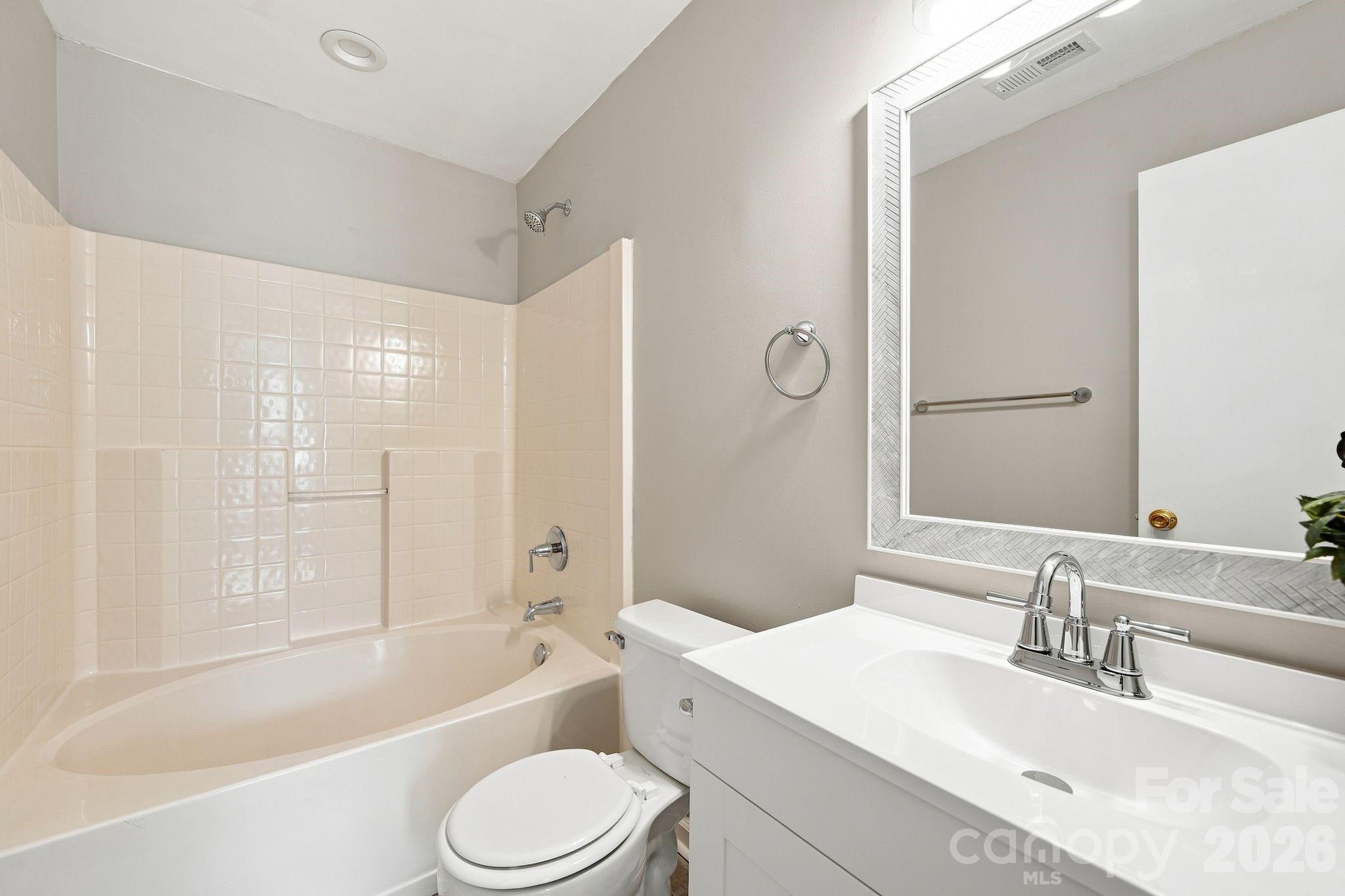 3058 Champion Lane Property Photo 15