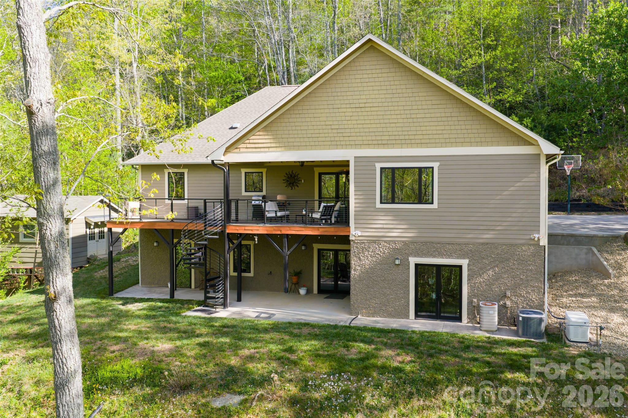 36 Snowshoe Drive Property Photo 3