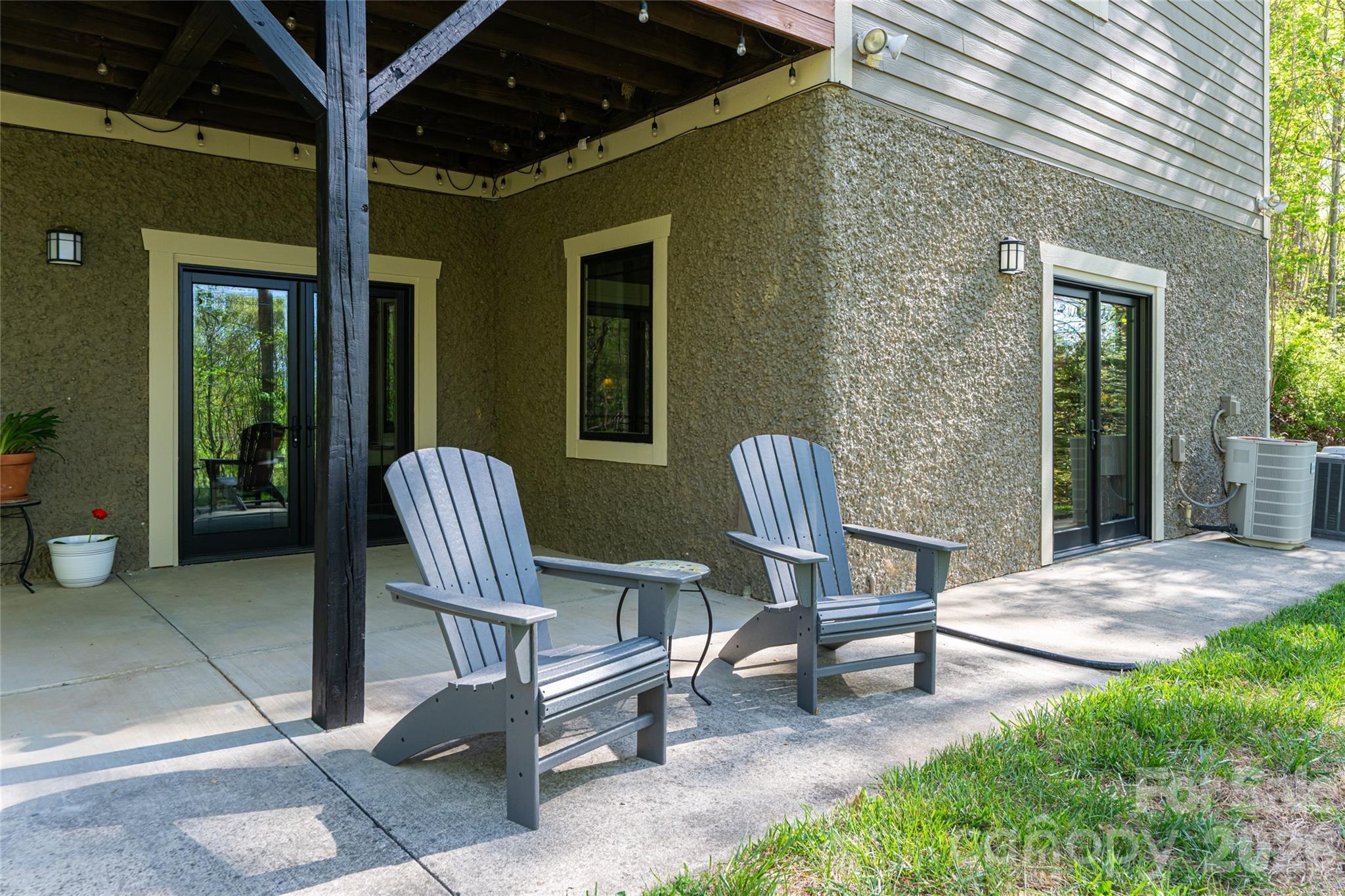 36 Snowshoe Drive Property Photo 33