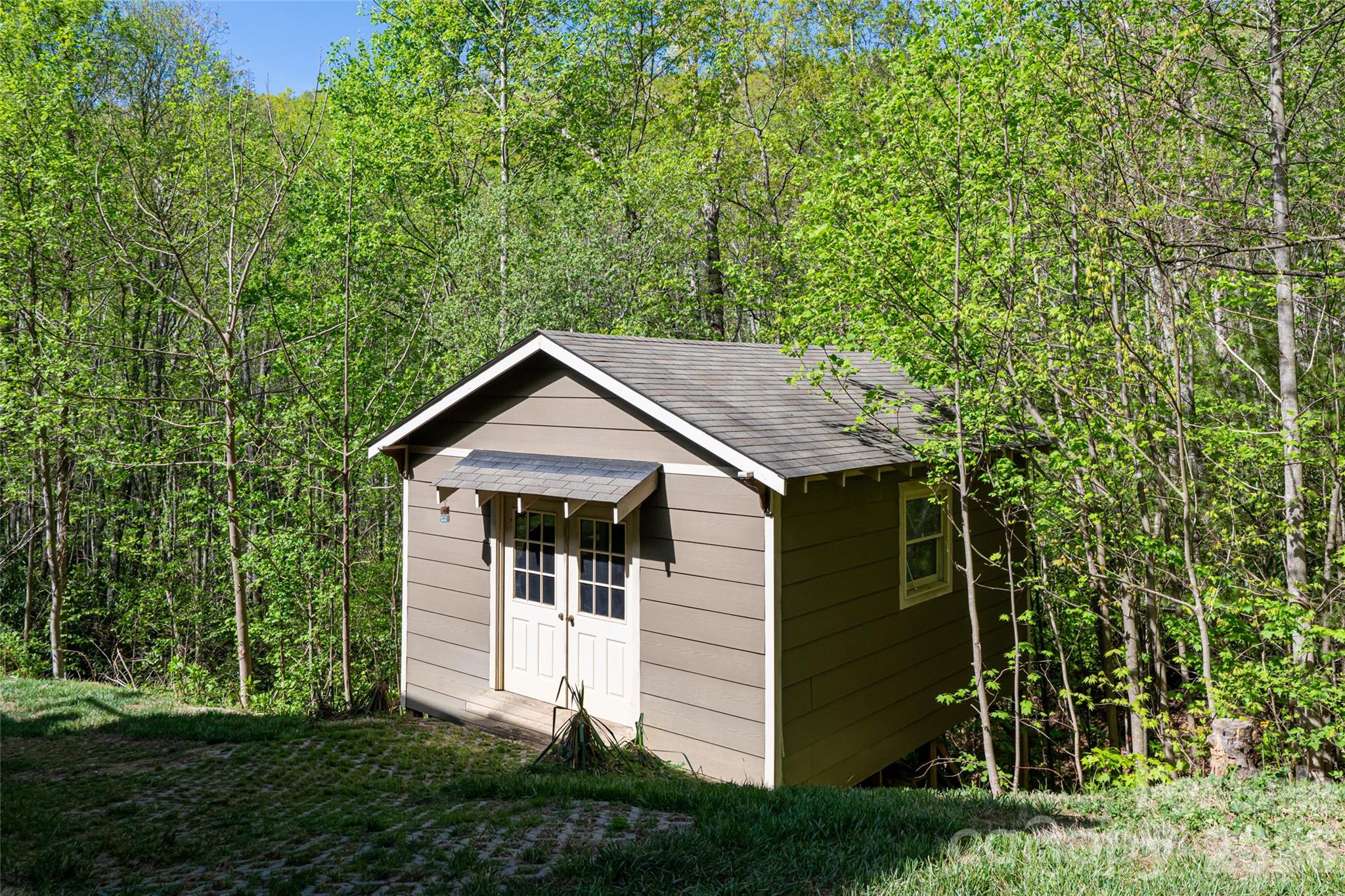 36 Snowshoe Drive Property Photo 40