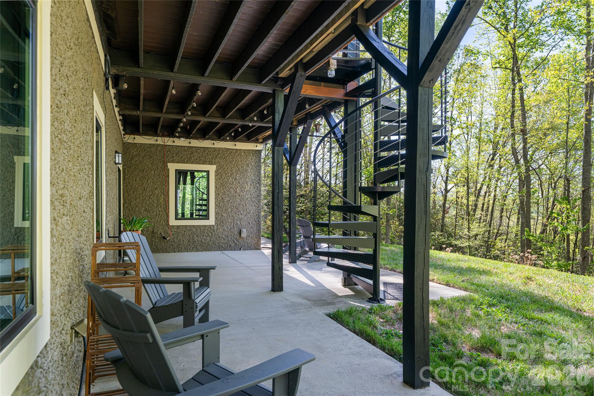 36 Snowshoe Drive Property Photo 43