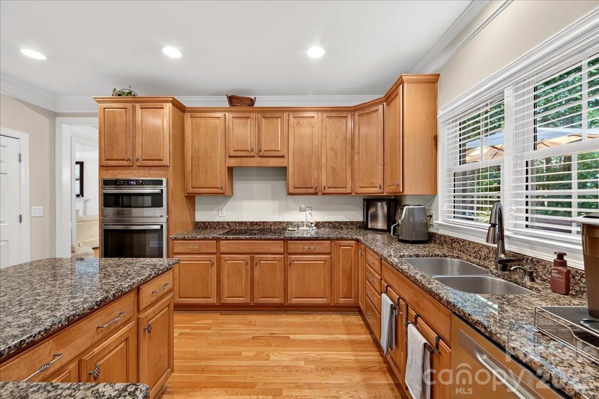 16725 Hammock Creek Place Property Photo 13