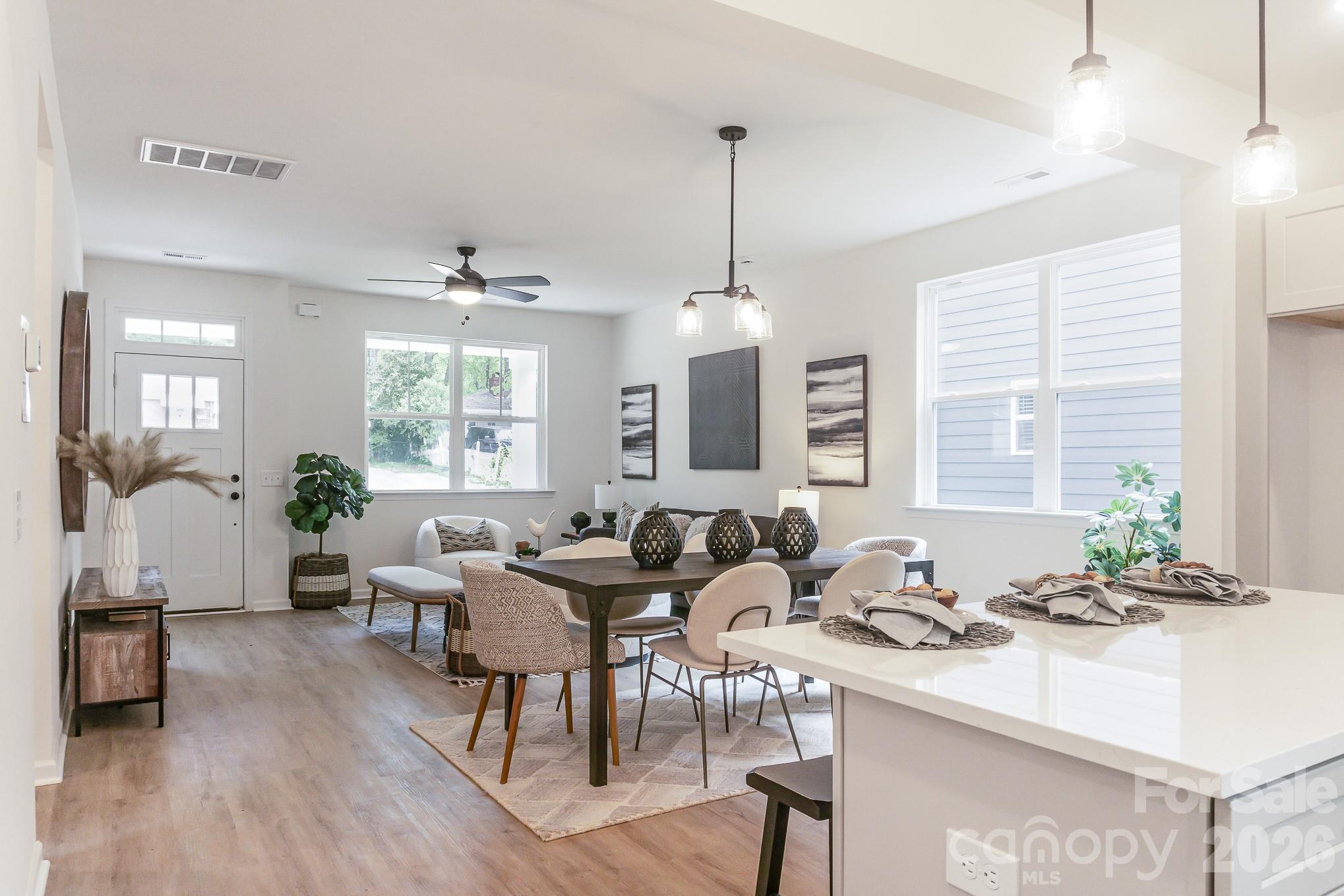 2017 Bishop Madison Lane 7 Property Photo 4