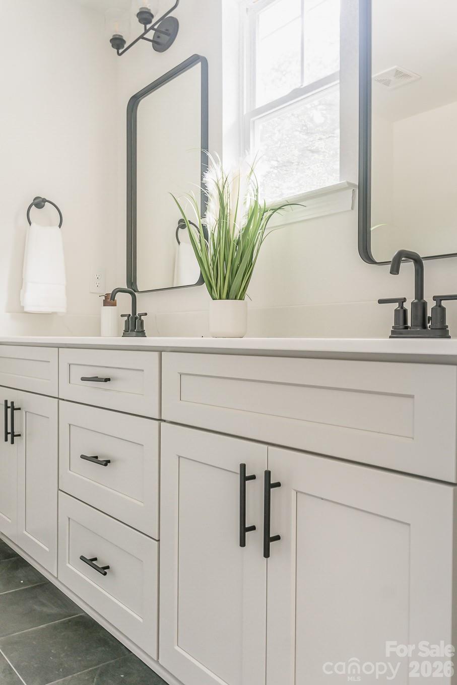 2017 Bishop Madison Lane 7 Property Photo 14