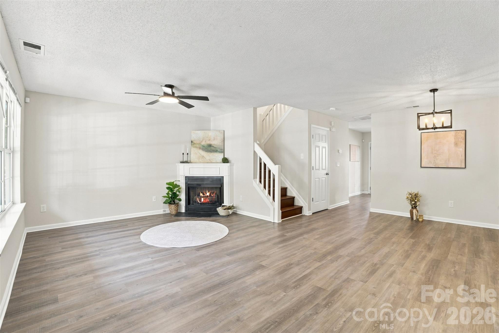 6766 Cypress Tree Lane Property Photo 7