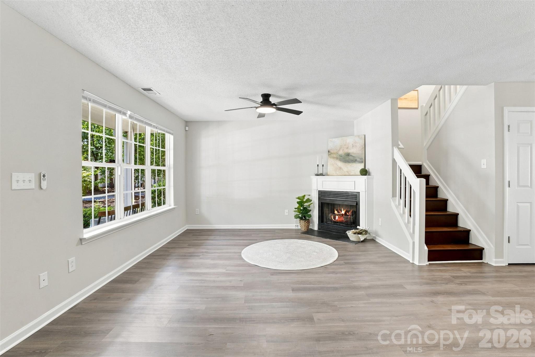6766 Cypress Tree Lane Property Photo 9