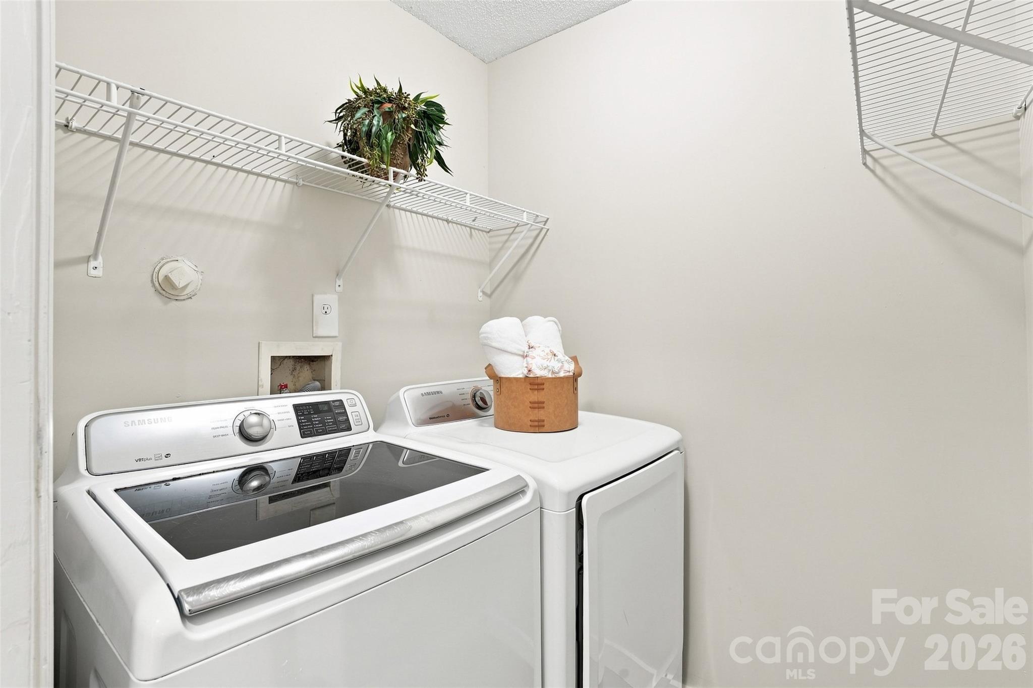 6766 Cypress Tree Lane Property Photo 15