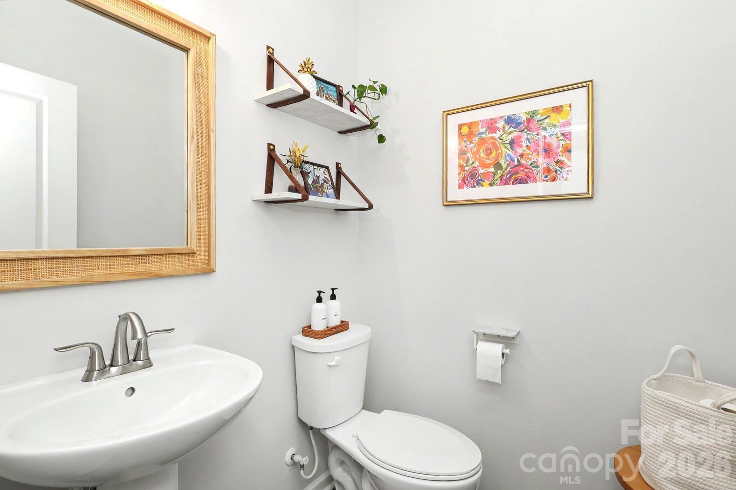 816 Redd Alley Property Photo 17