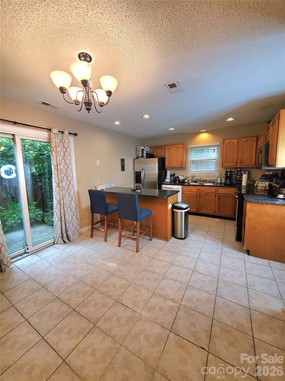 3840 Mosscroft Lane Property Photo 5