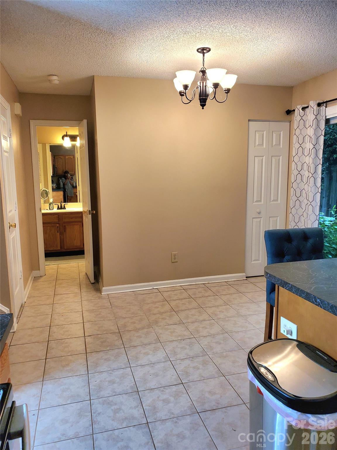 3840 Mosscroft Lane Property Photo 12