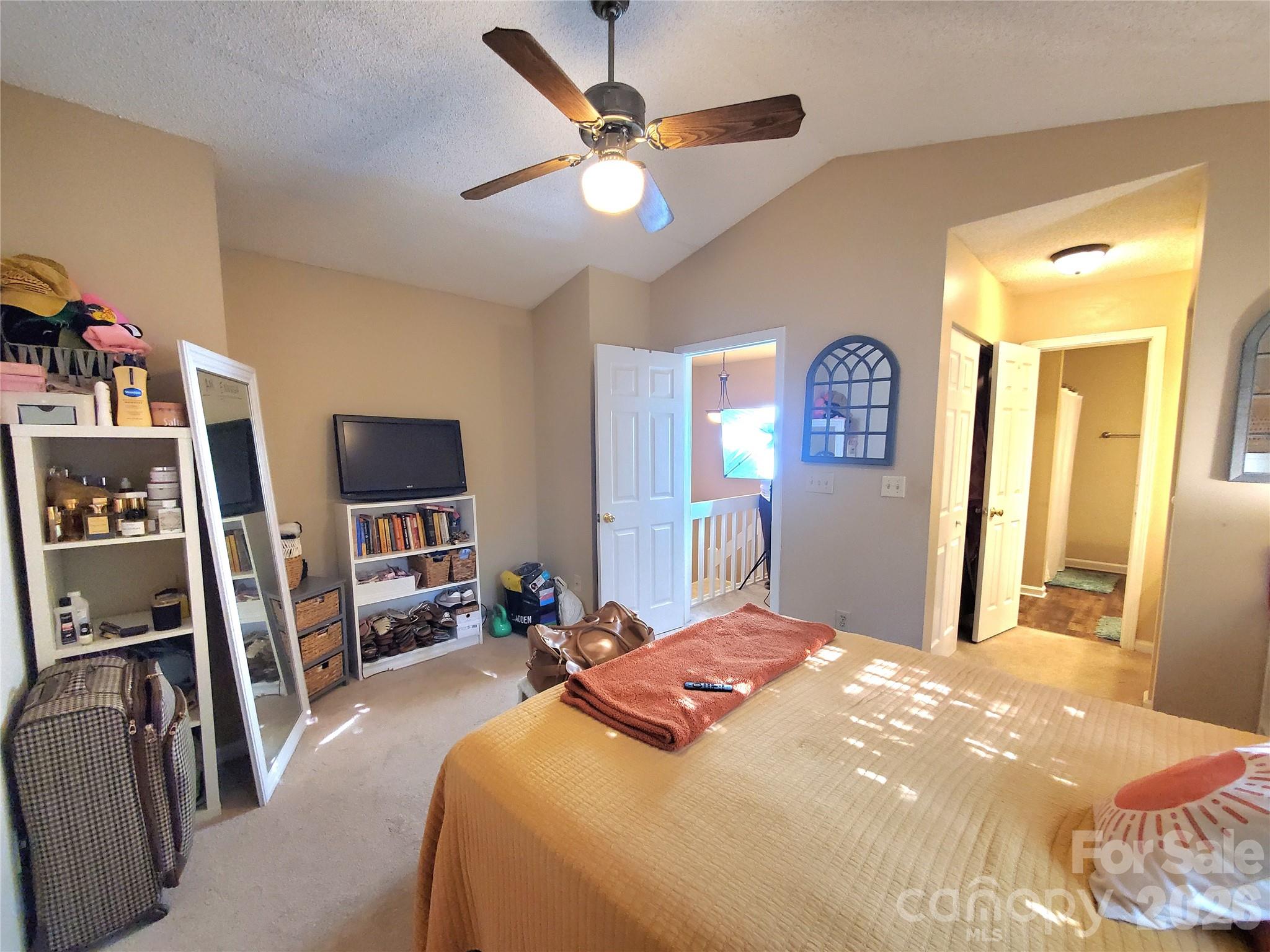 3840 Mosscroft Lane Property Photo 14
