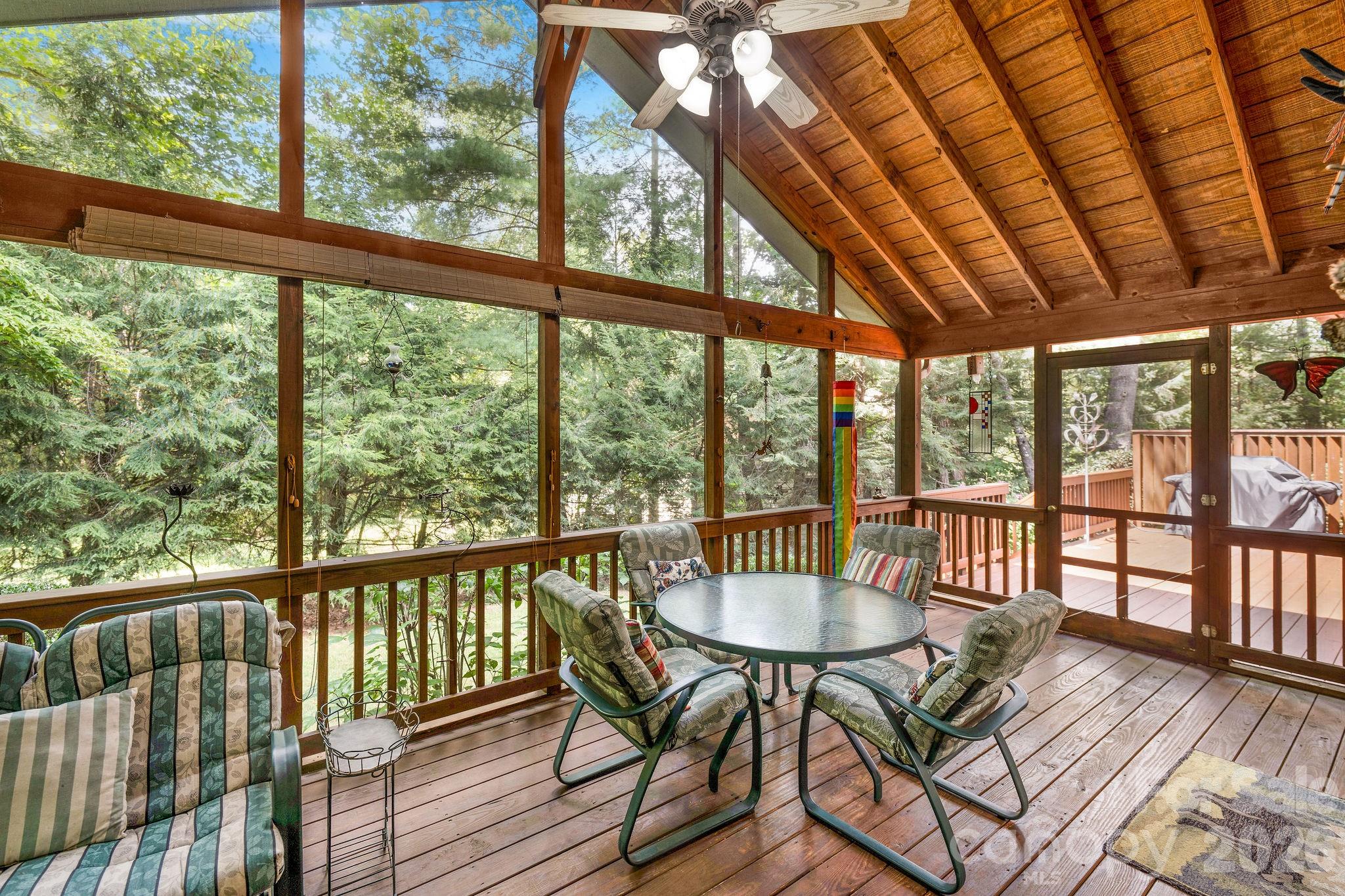 31 Hillcreek Drive Property Photo 2