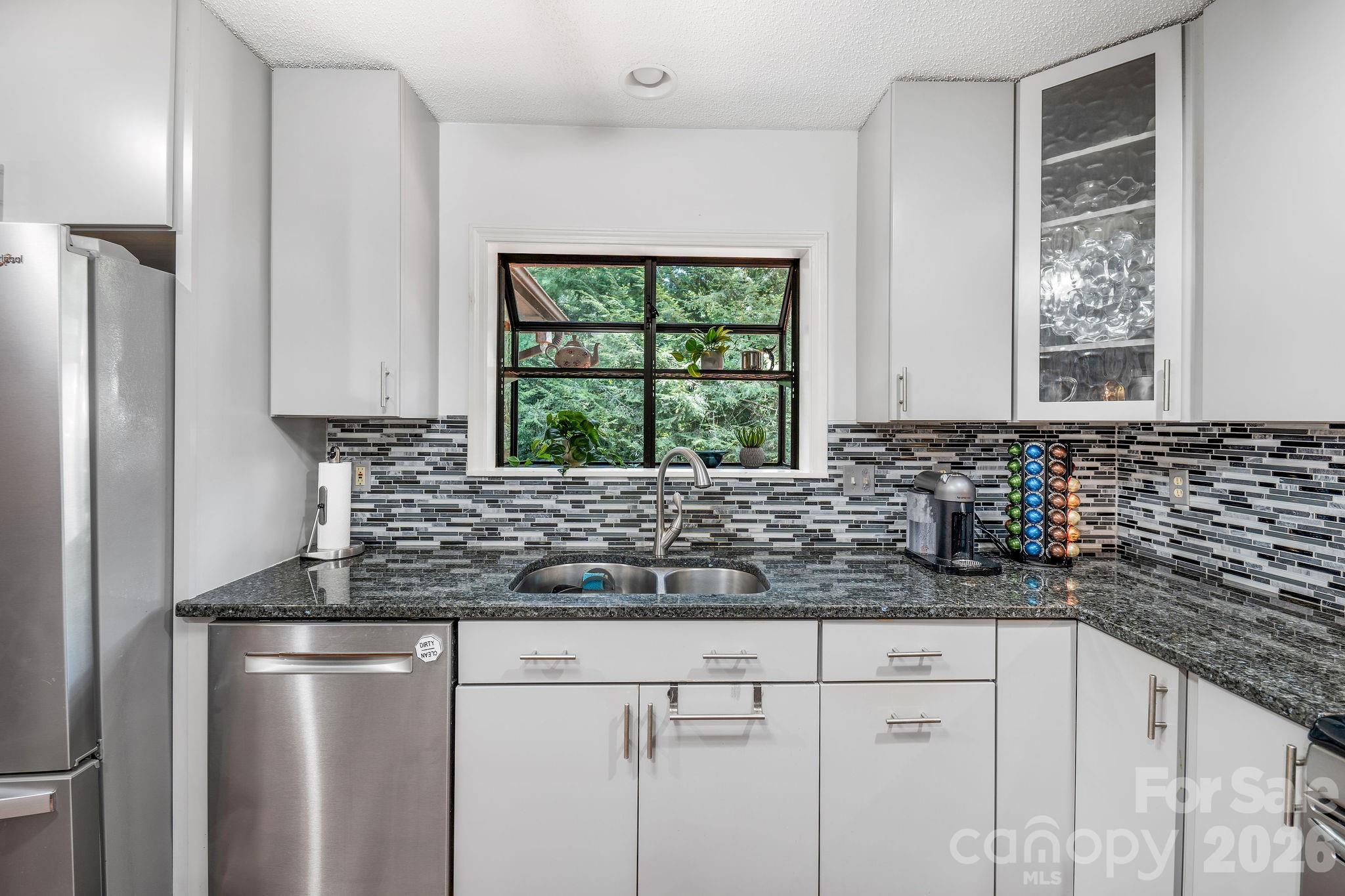 31 Hillcreek Drive Property Photo 16