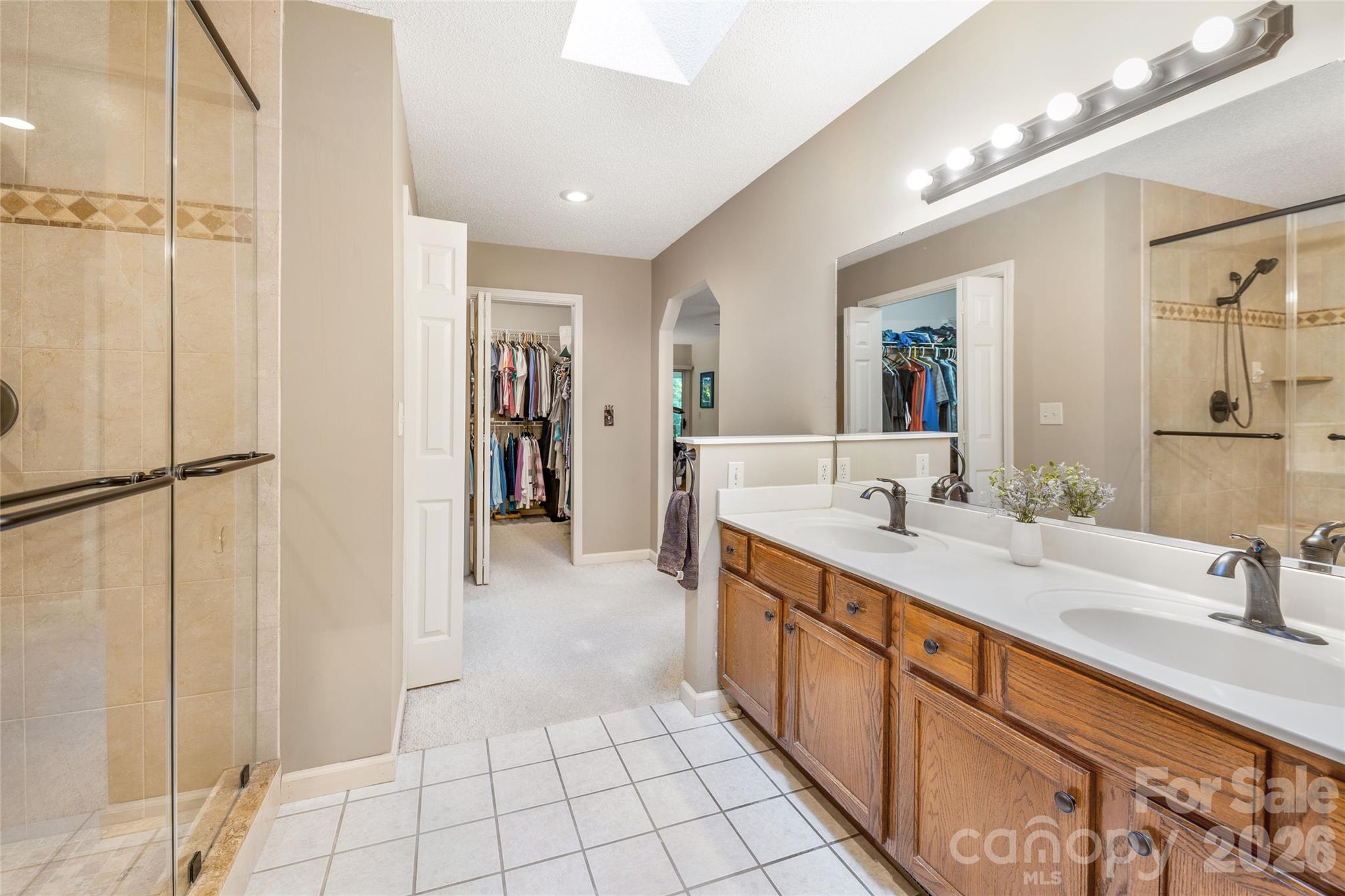 31 Hillcreek Drive Property Photo 24