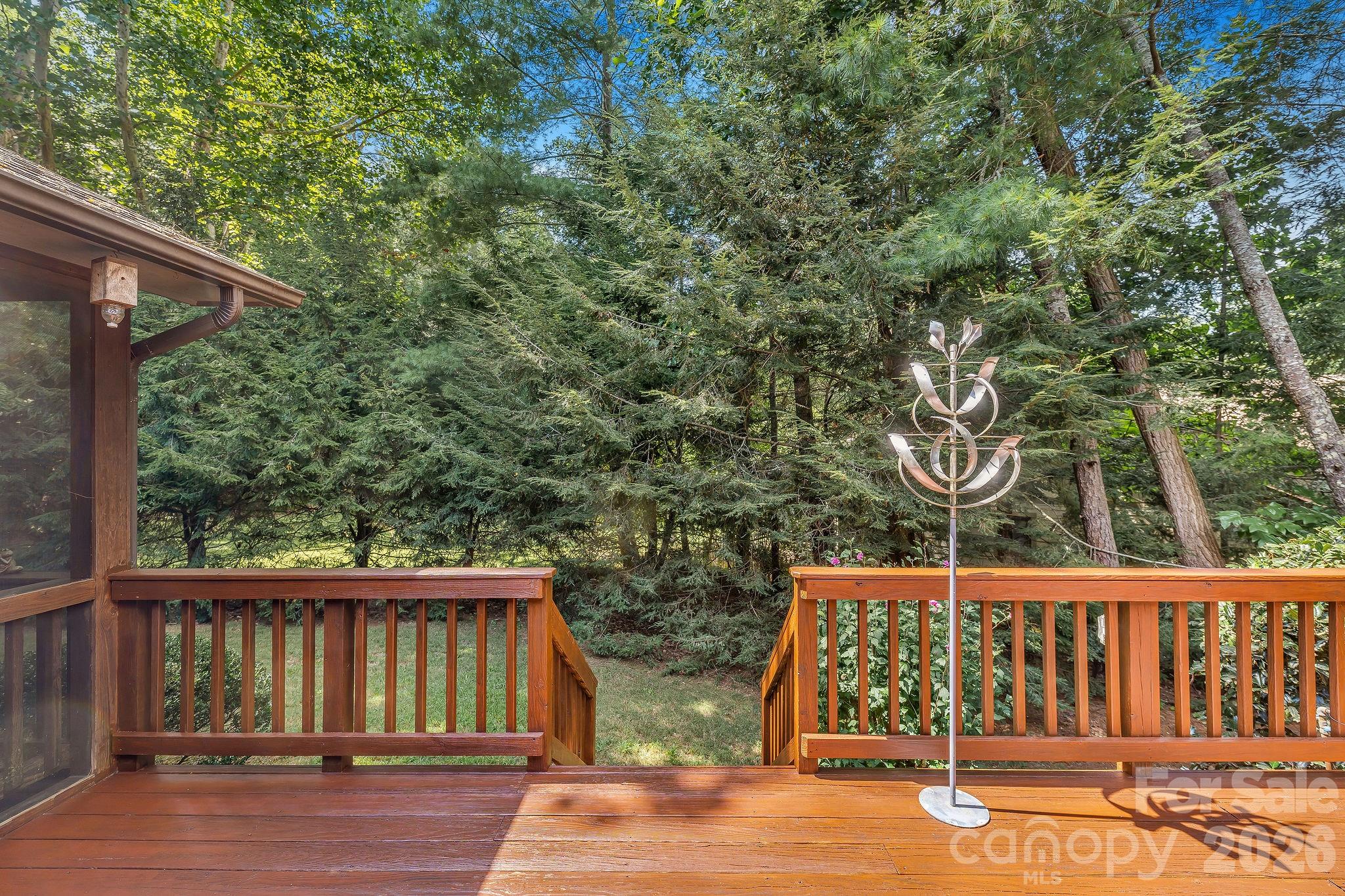 31 Hillcreek Drive Property Photo 34