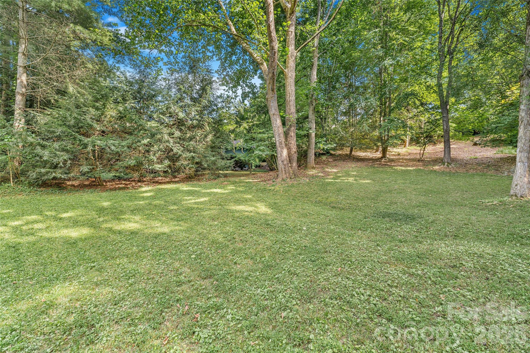 31 Hillcreek Drive Property Photo 38