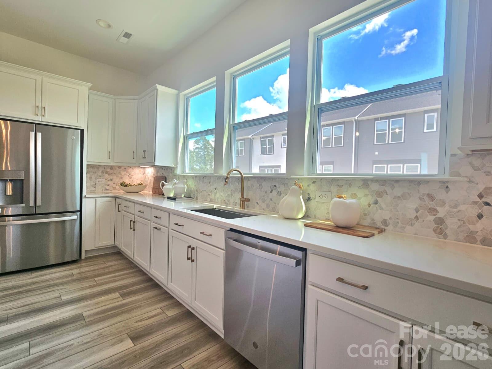 421 Prine Place Property Photo 7