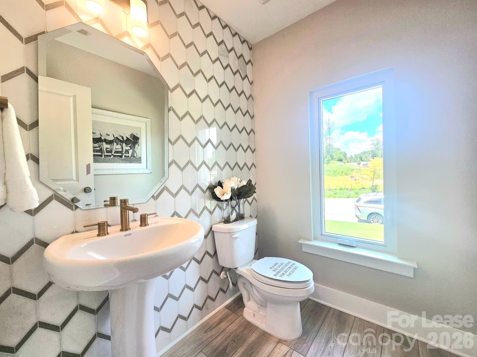 421 Prine Place Property Photo 10