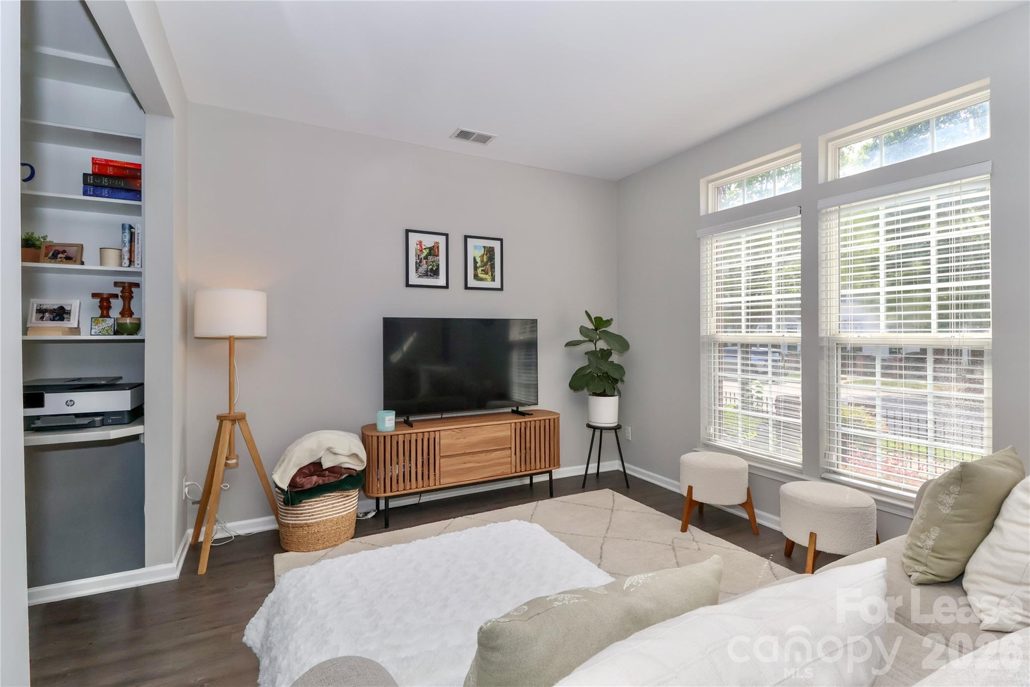17633 Delmas Drive Property Photo 8