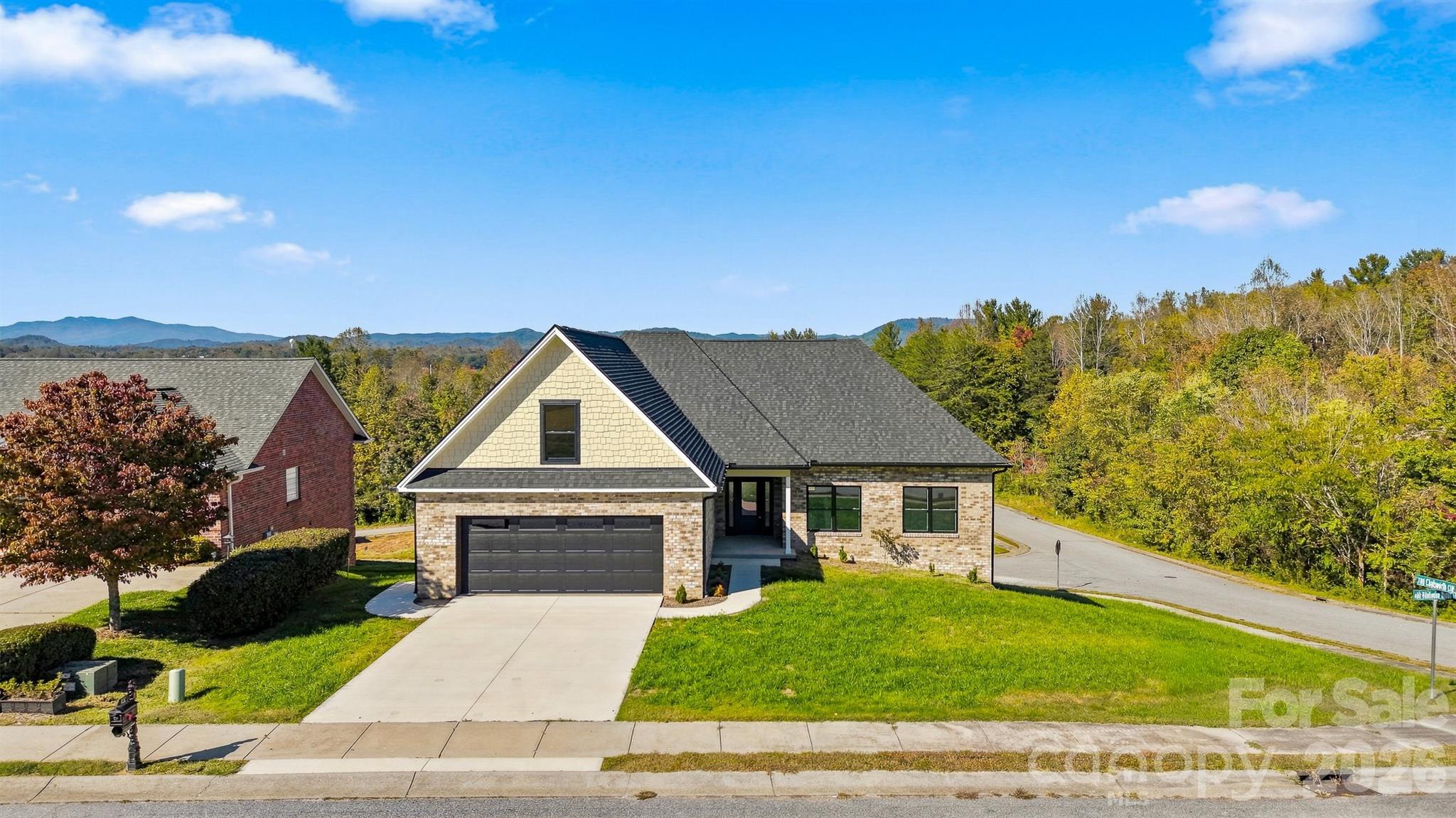 426 Huntington Woods Street Property Photo 1