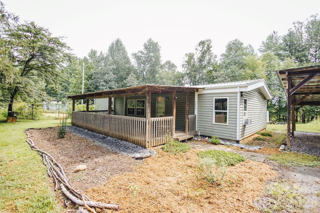 3099 Harmony Grove Road Property Photo 1
