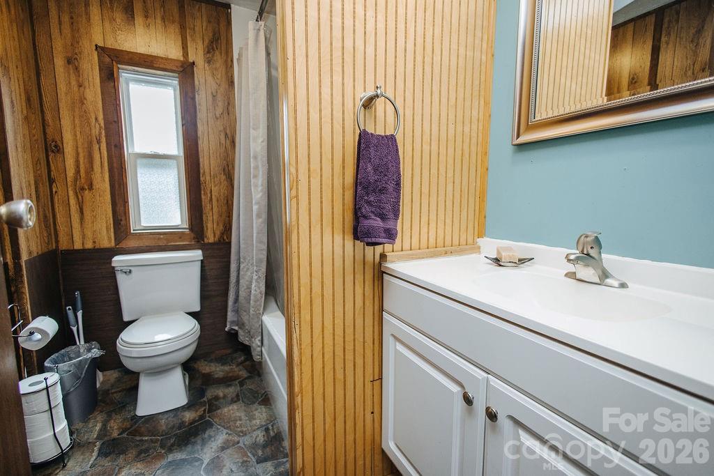 3099 Harmony Grove Road Property Photo 10
