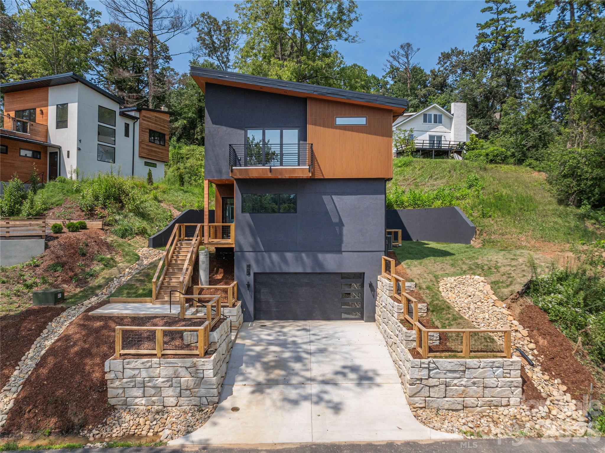 19 Woodbine Road Property Photo 2