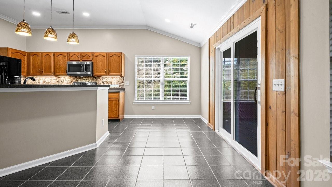 11320 Hunters Landing Drive Property Photo 18