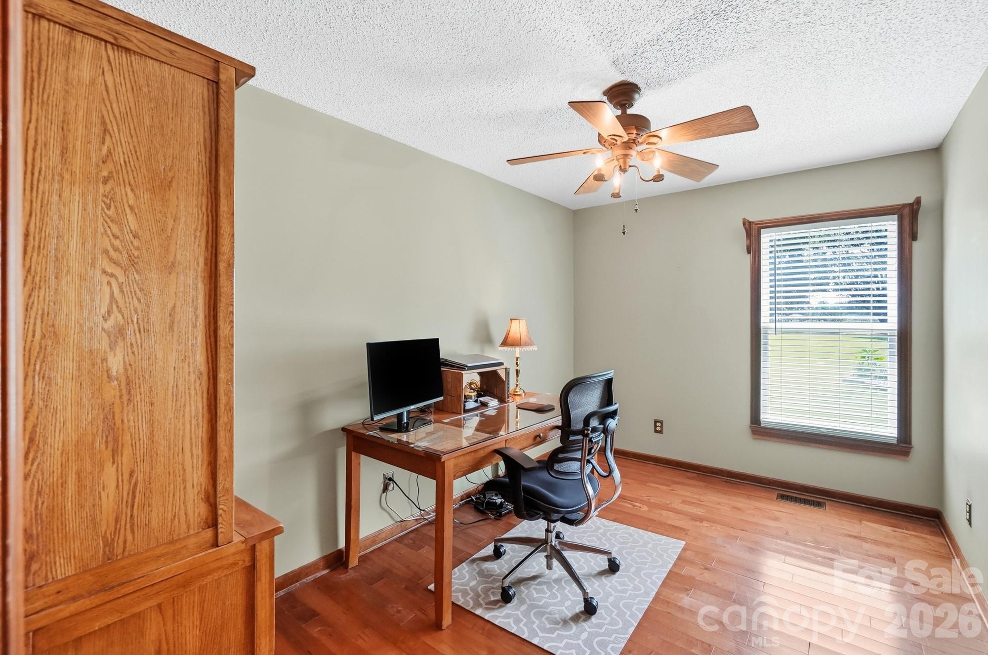3201 Gilboa Road Property Photo 23