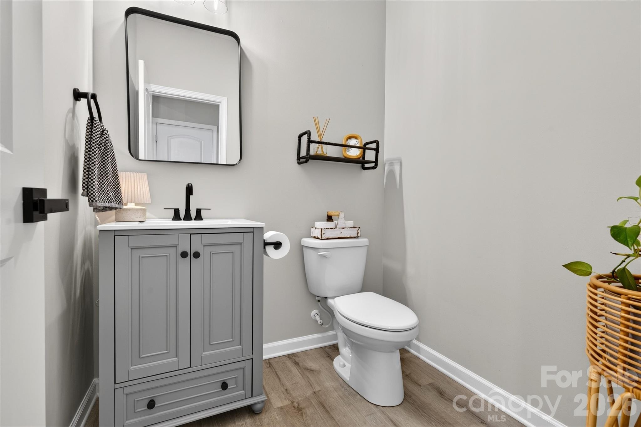 3033 Eastcott Avenue Property Photo 10