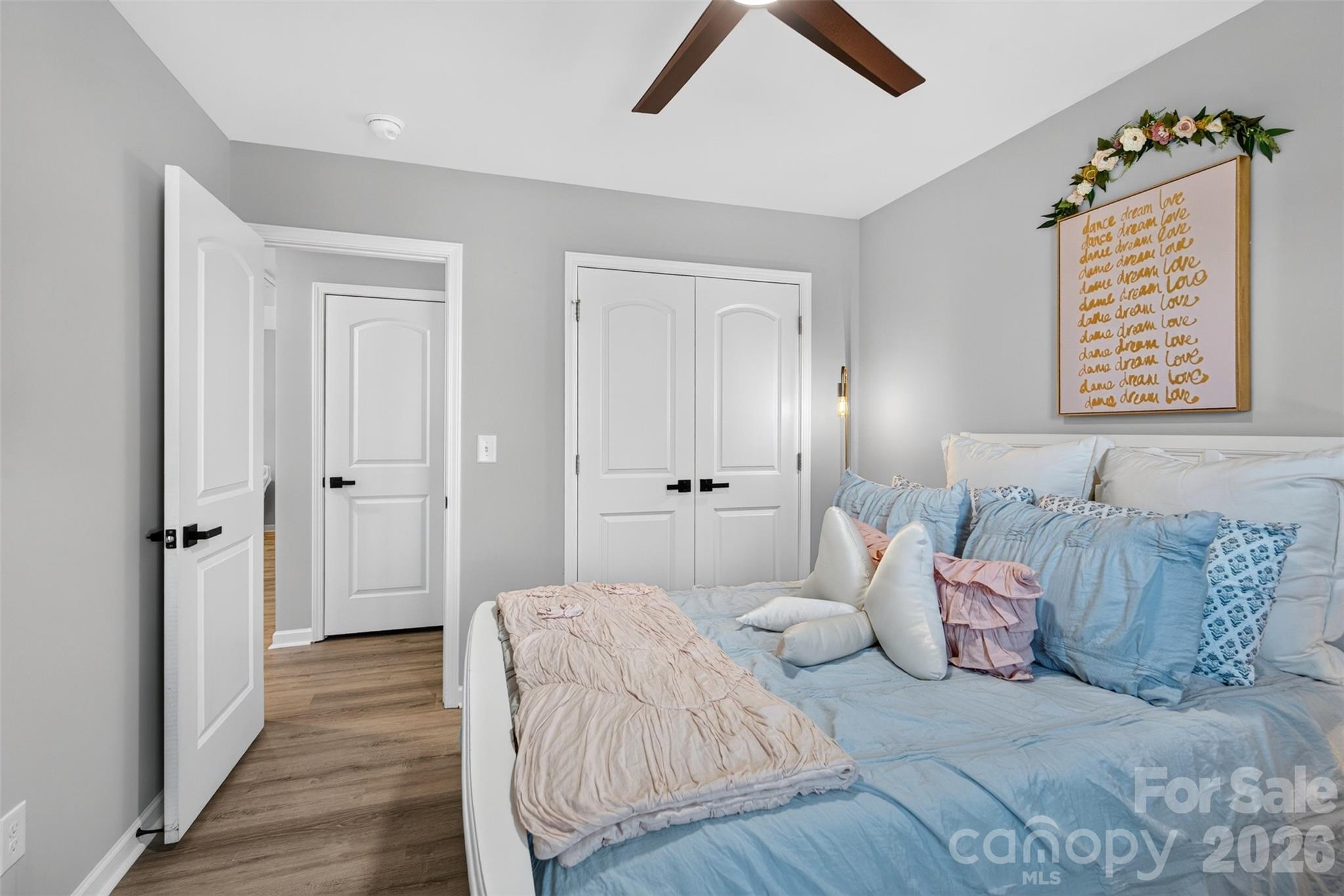3033 Eastcott Avenue Property Photo 29