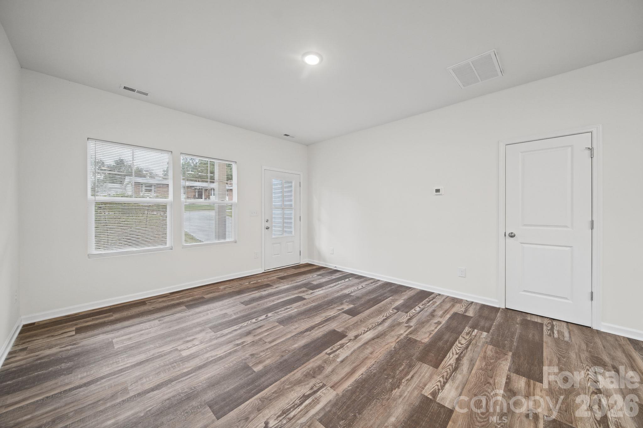 518 3rd Street Property Photo 6