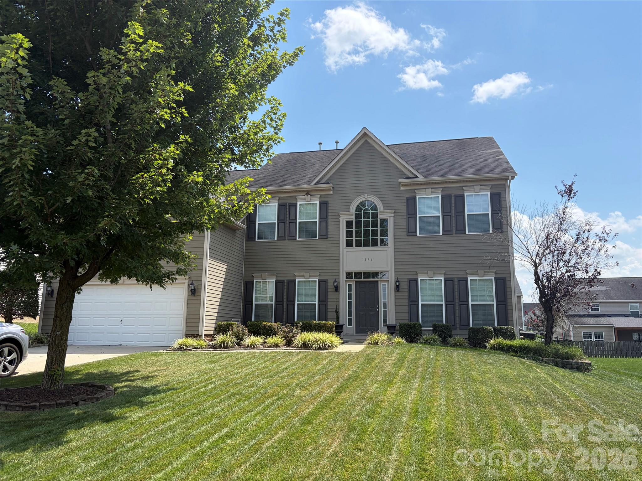 1464 Chandler Avenue Property Photo 1