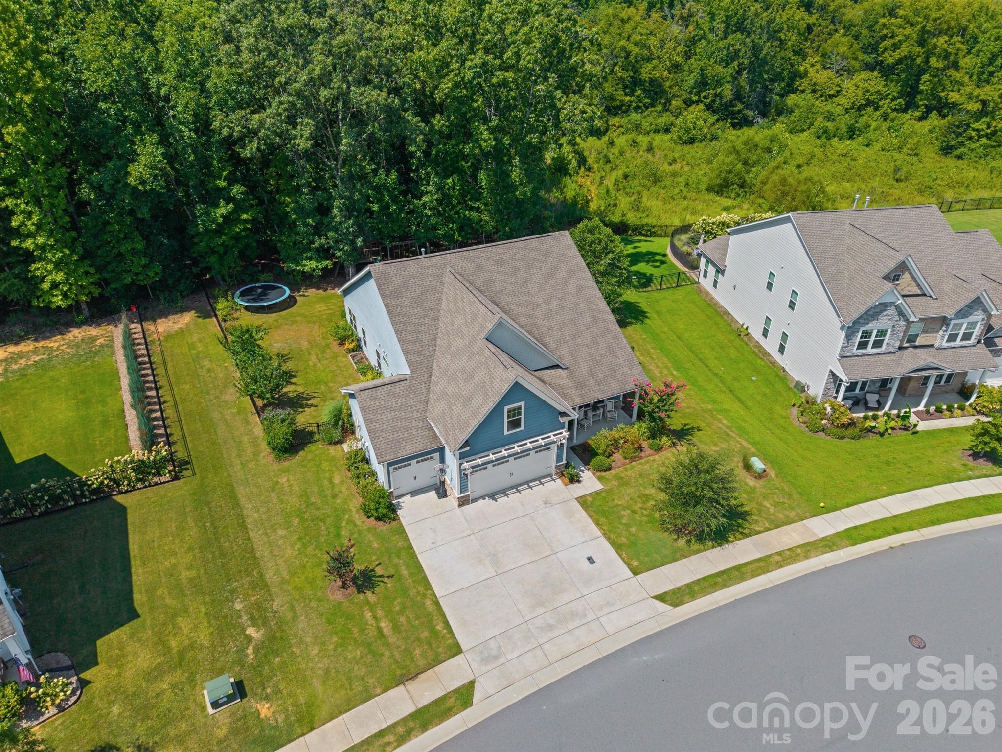 1331 Brooksland Place Property Photo 2