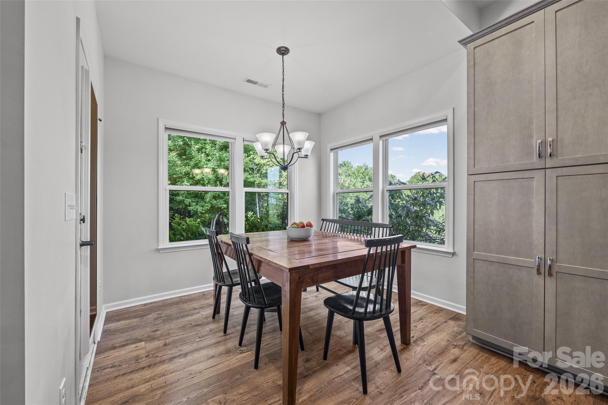 1331 Brooksland Place Property Photo 11