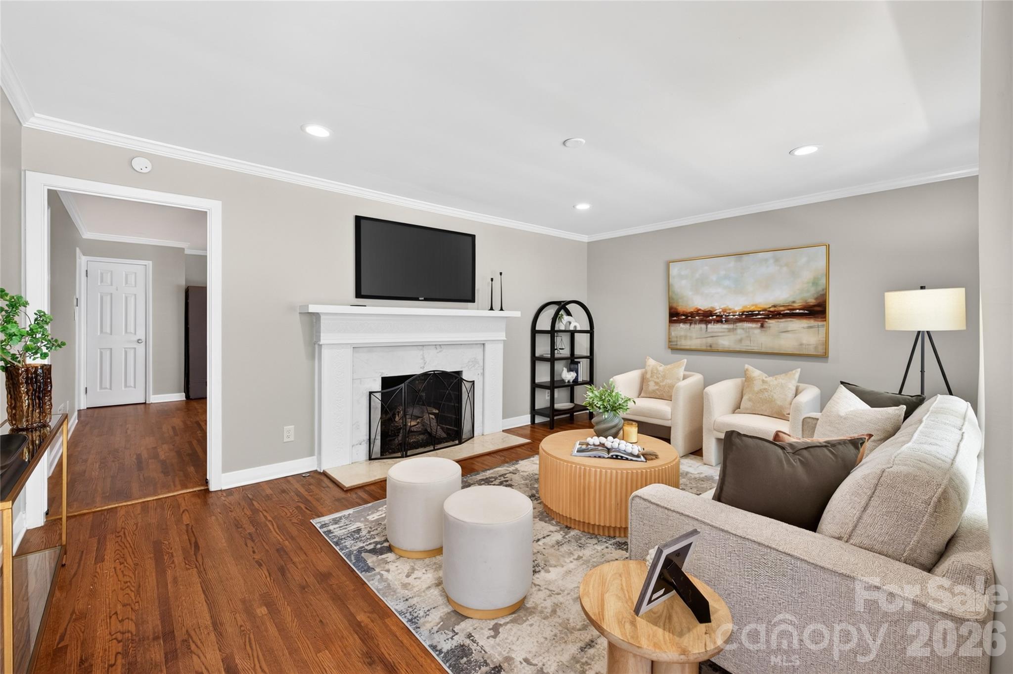 1911 Club Road Property Photo 6