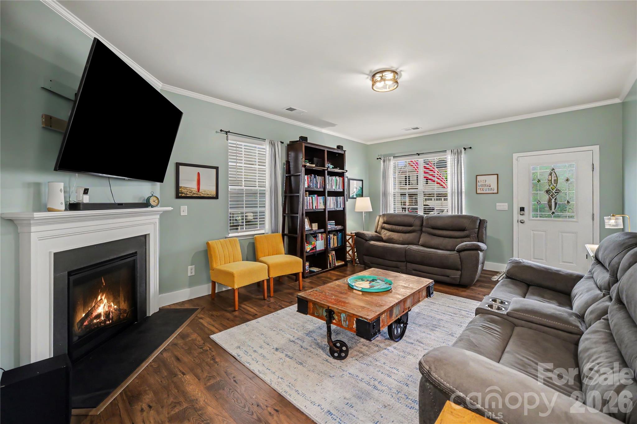 9049 Remnick Drive Property Photo 6