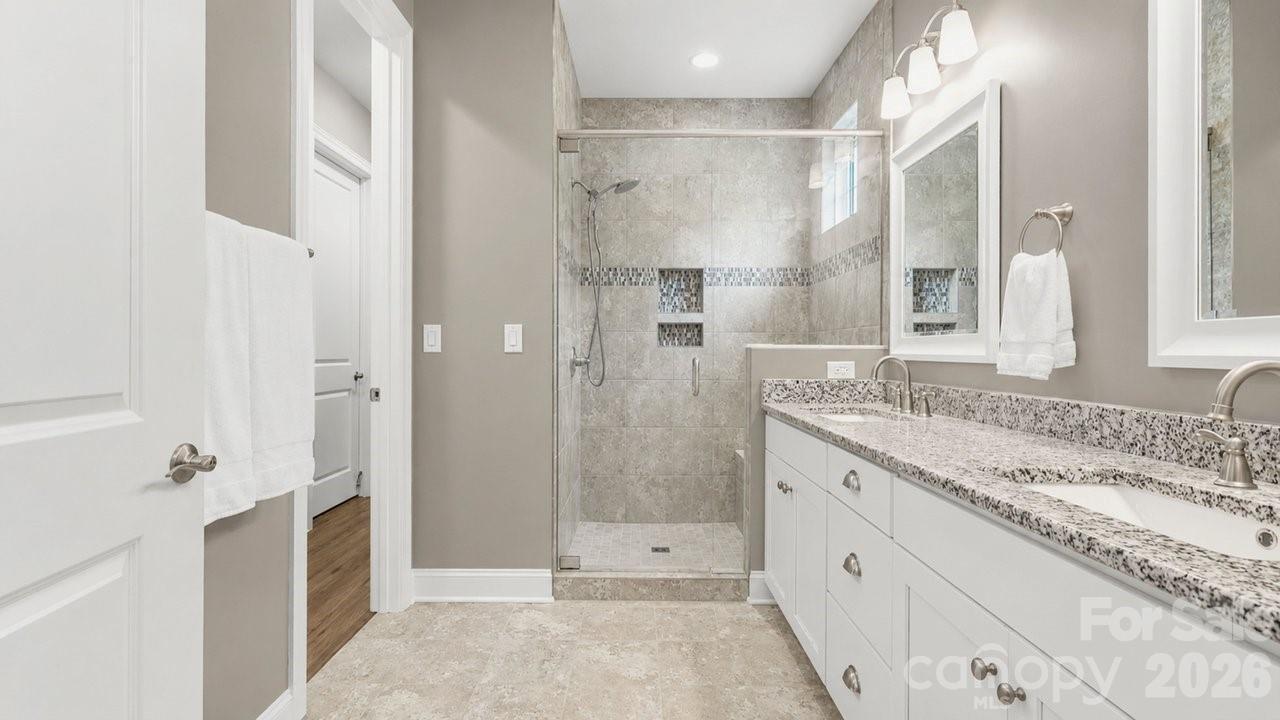 4759 Looking Glass Trail Property Photo 29