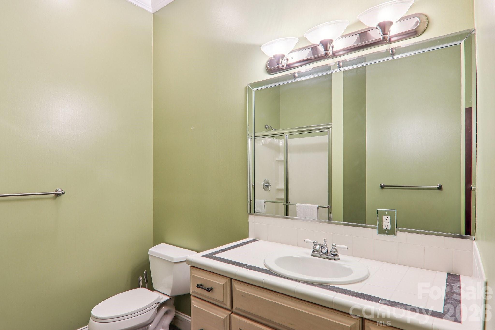 596 W Club Boulevard Property Photo 43