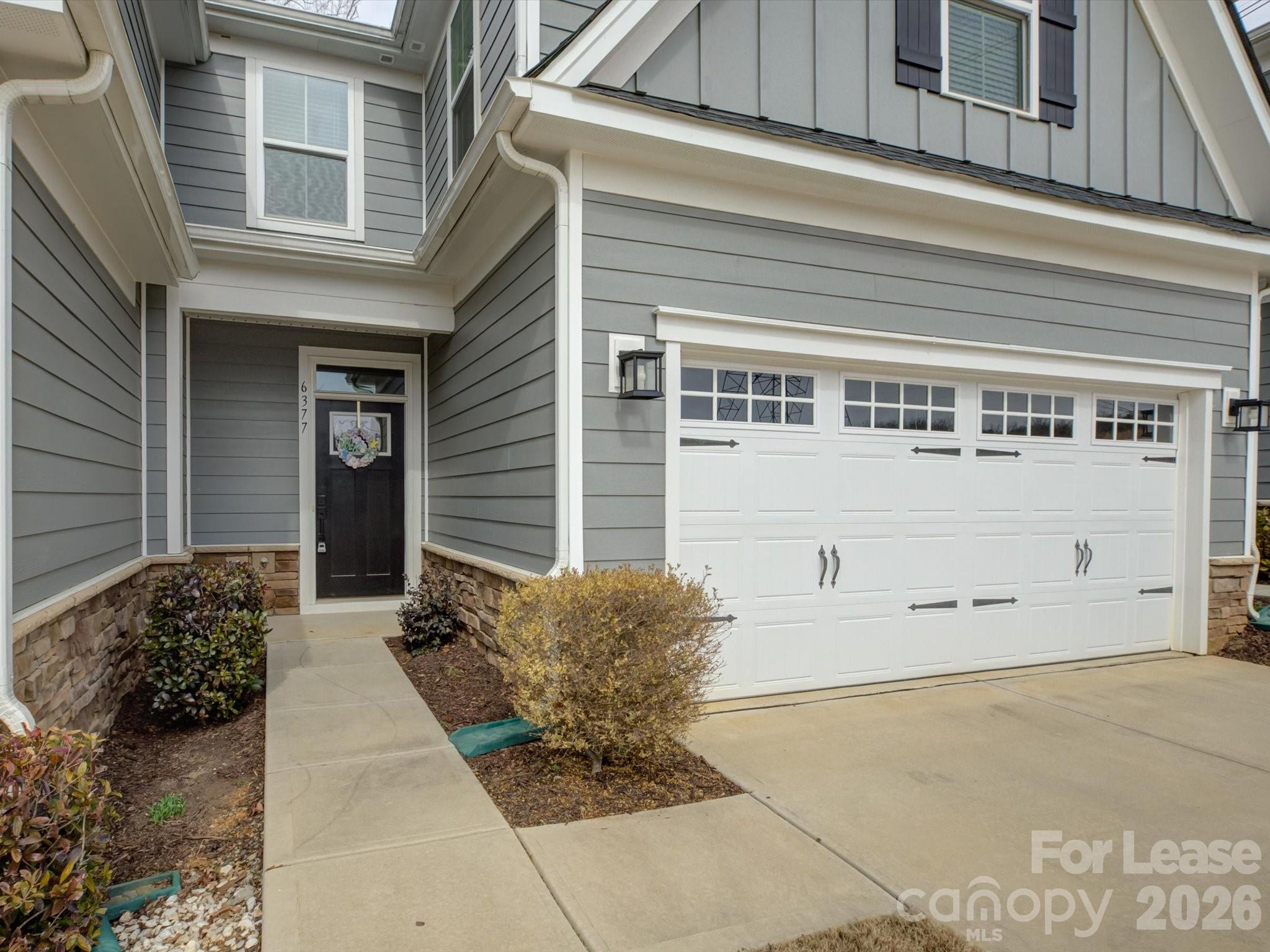 6377 Ashton Park Drive Property Photo 3