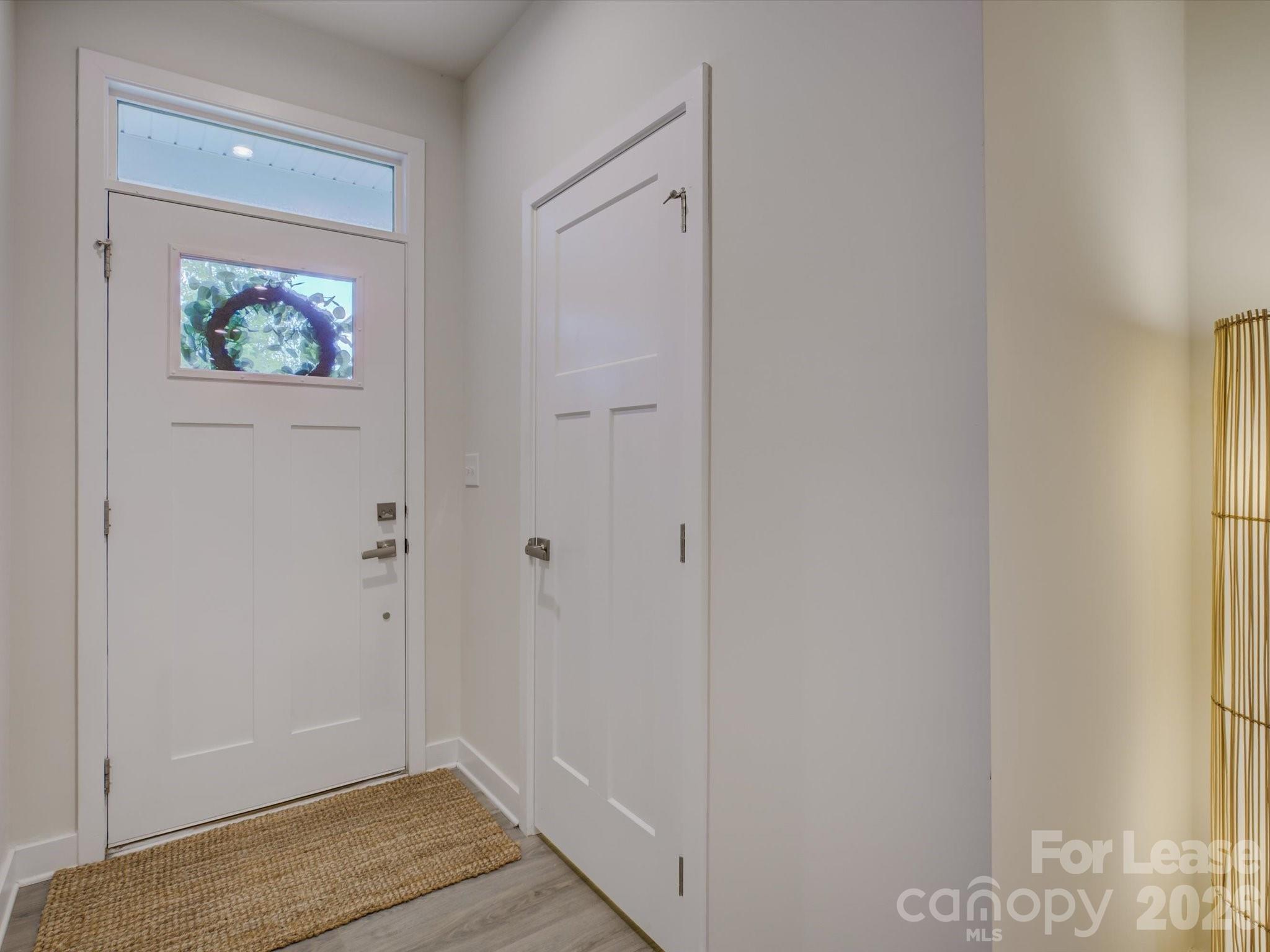 6377 Ashton Park Drive Property Photo 4