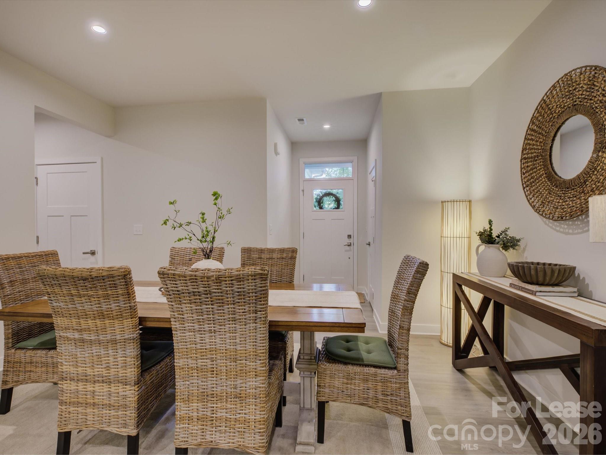6377 Ashton Park Drive Property Photo 9