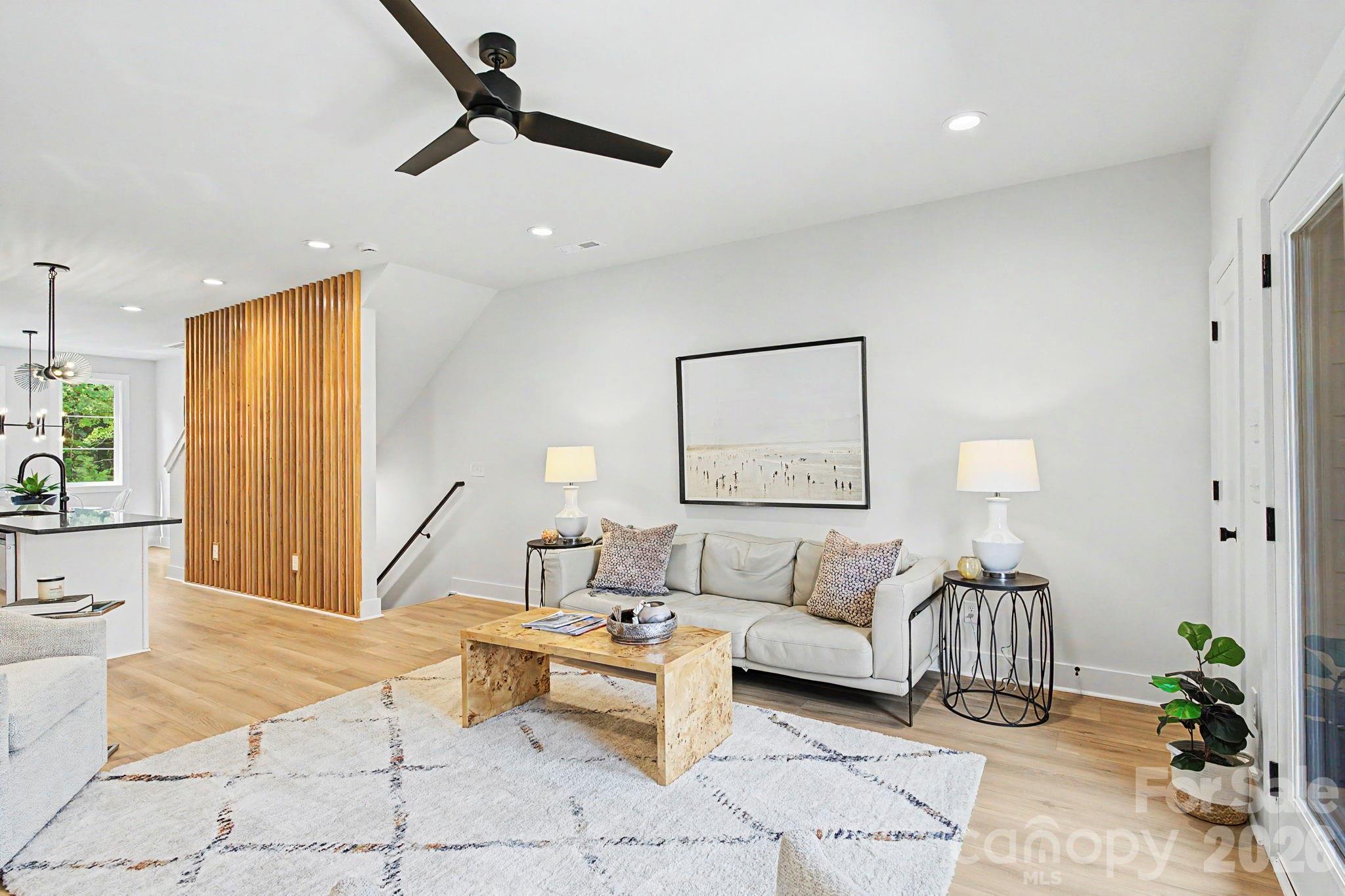 1312 Carolyn Drive Property Photo 4