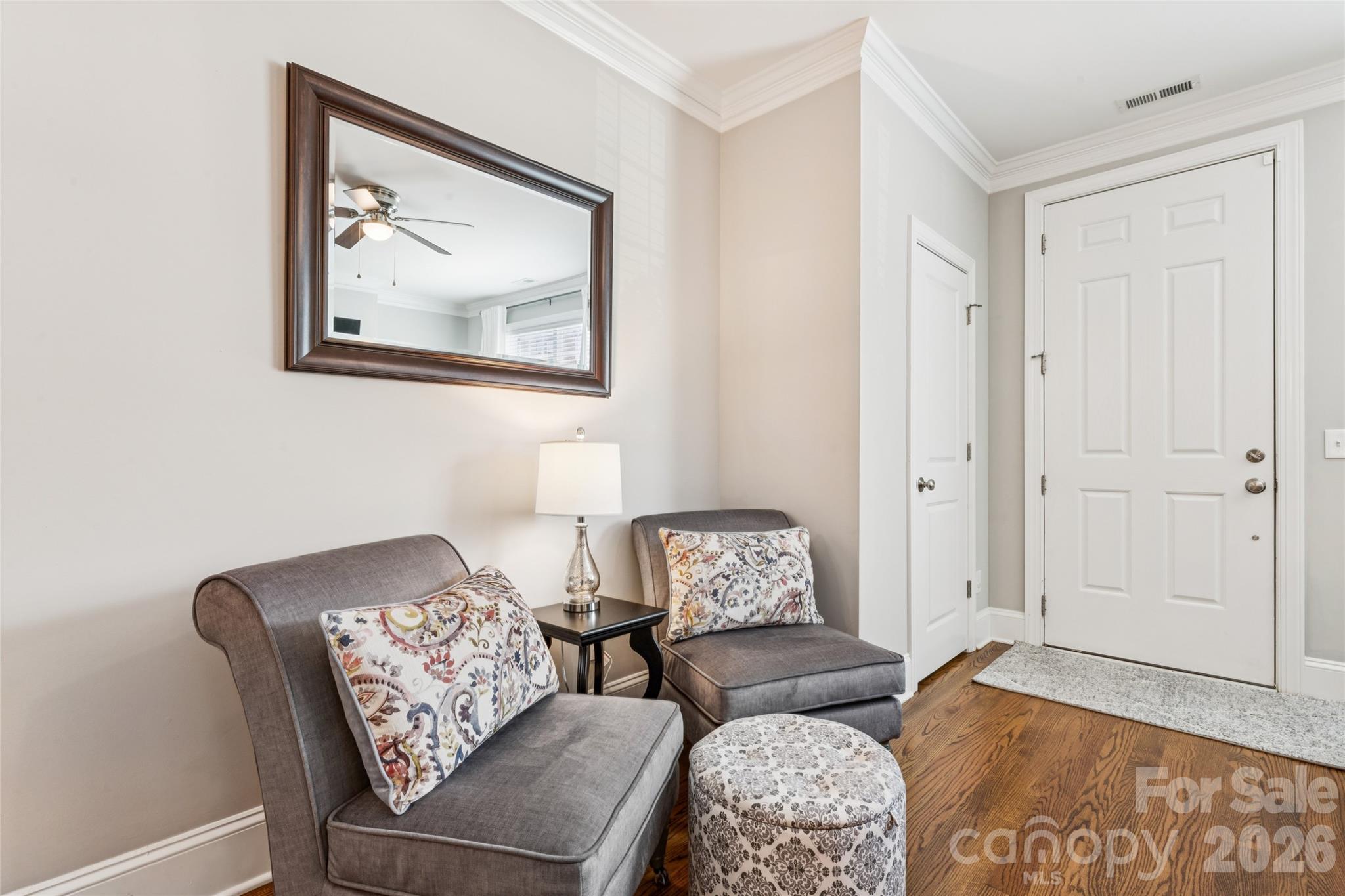 419 Beacon Street Property Photo 3