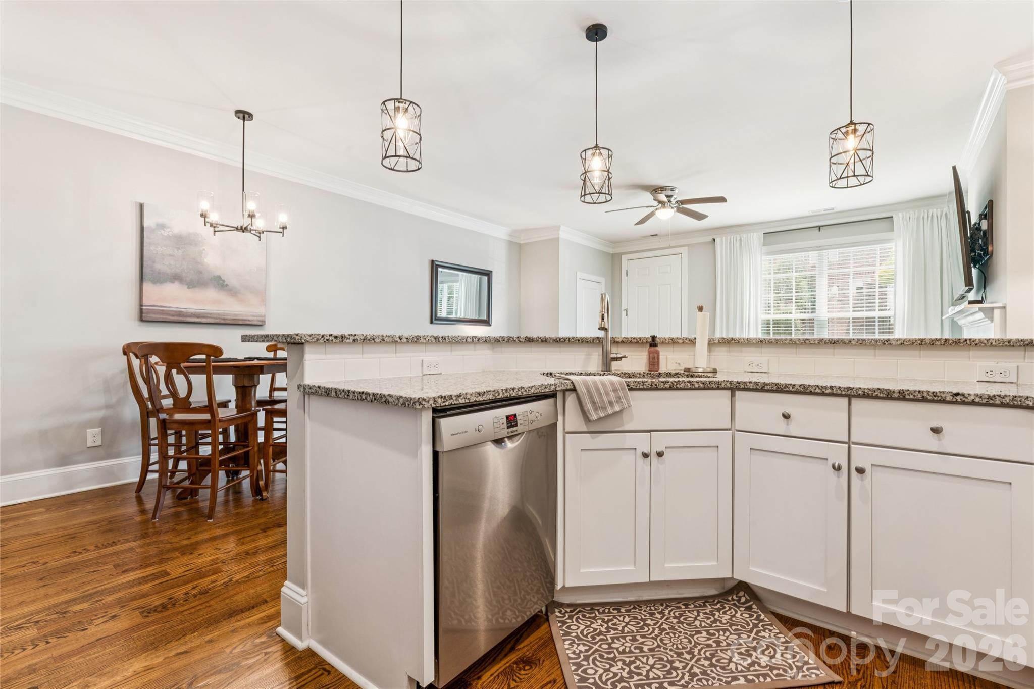 419 Beacon Street Property Photo 10